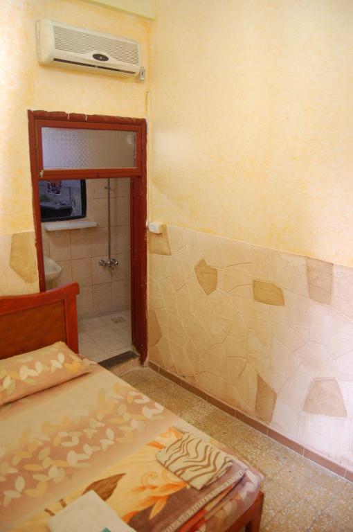 Talal Hotel Бейрут Экстерьер фото