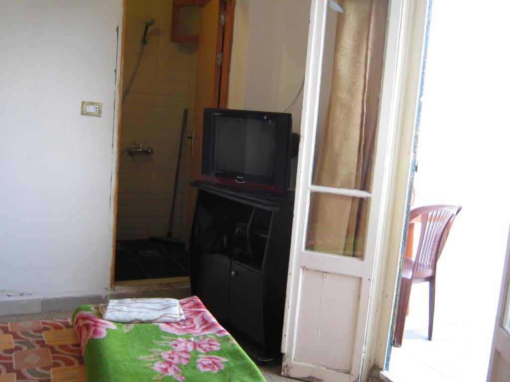 Talal Hotel Бейрут Экстерьер фото